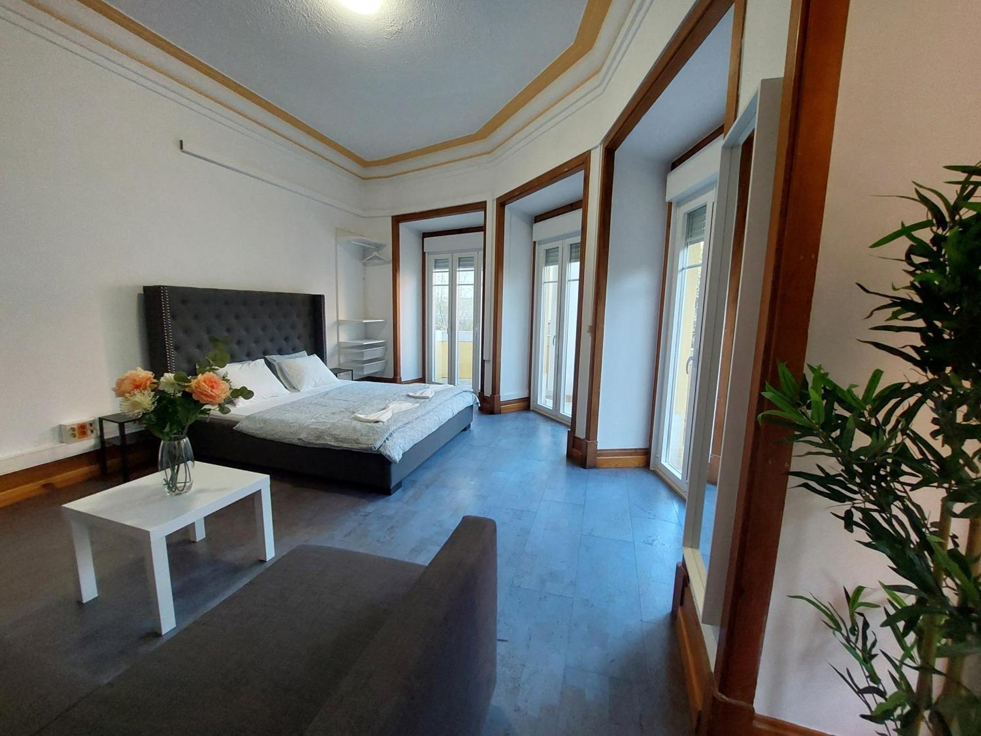 Отель Coliving And Coworking Parque Eduardo VII Лиссабон Экстерьер фото