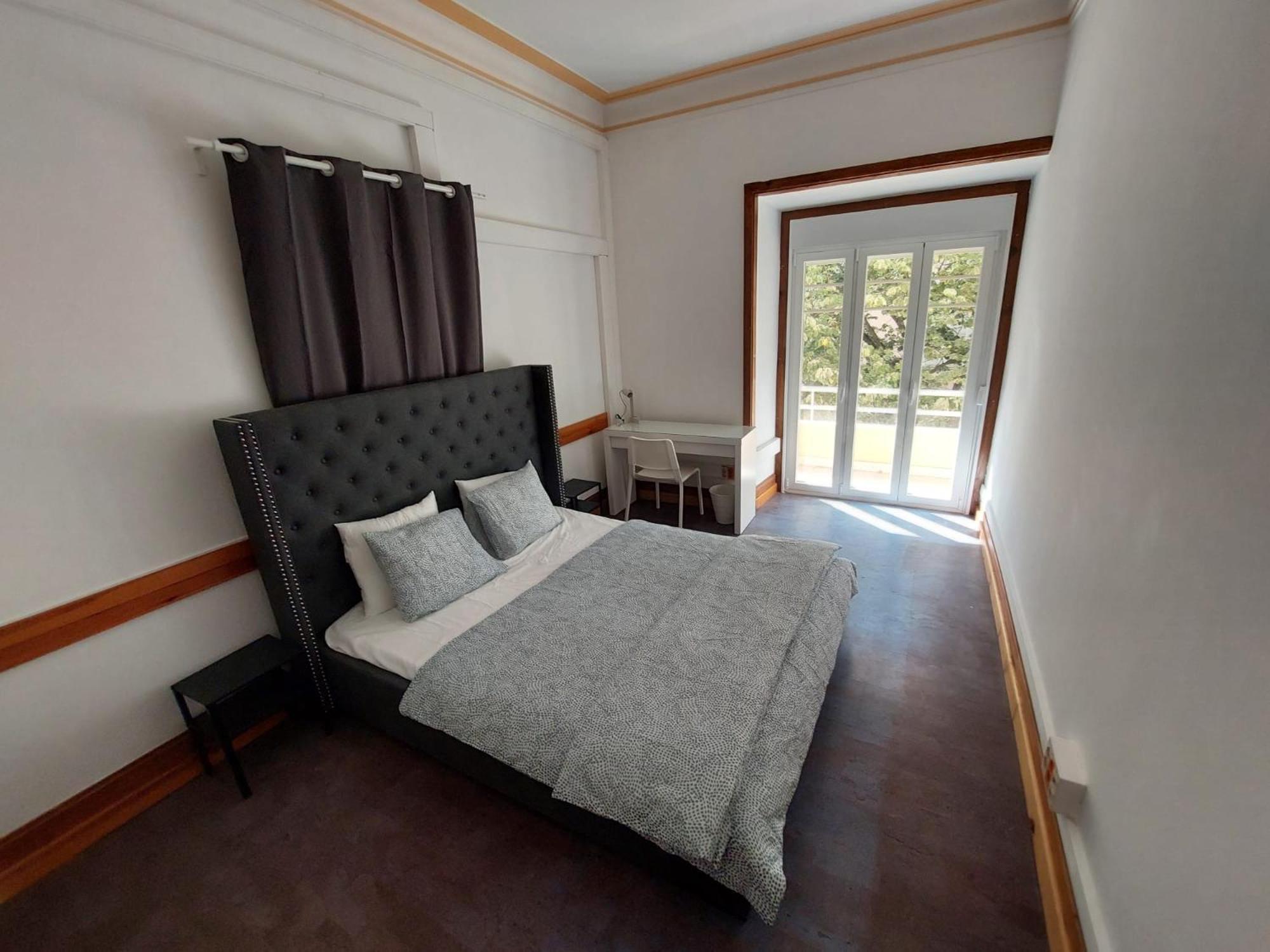 Отель Coliving And Coworking Parque Eduardo VII Лиссабон Экстерьер фото